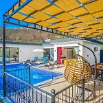 Villa Ortac 2 Doga Icerisinde, Korunakli Kaş