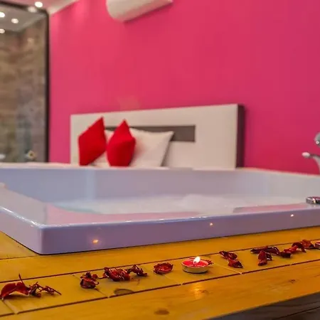 Villa Ortac 2 Doga Icerisinde, Korunakli Kaş