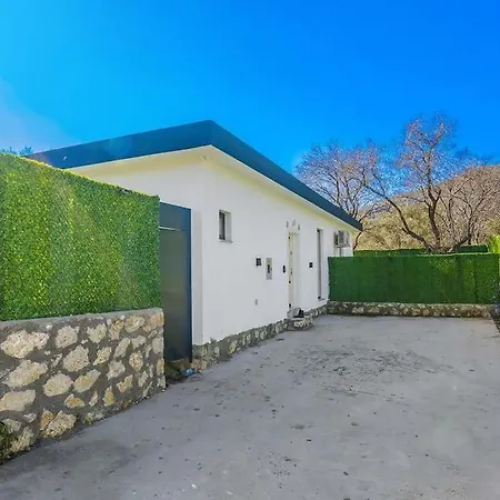 Villa Ortac 2 Doga Icerisinde, Korunakli