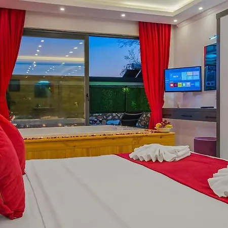 Villa Ortac 2 Doga Icerisinde, Korunakli Kaş