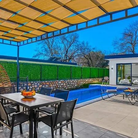 Ortac 2 Doga Icerisinde, Korunakli Villa *