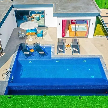 Ortac 2 Doga Icerisinde, Korunakli Villa *