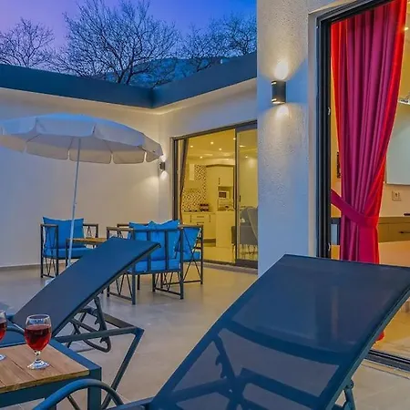 Ortac 2 Doga Icerisinde, Korunakli *