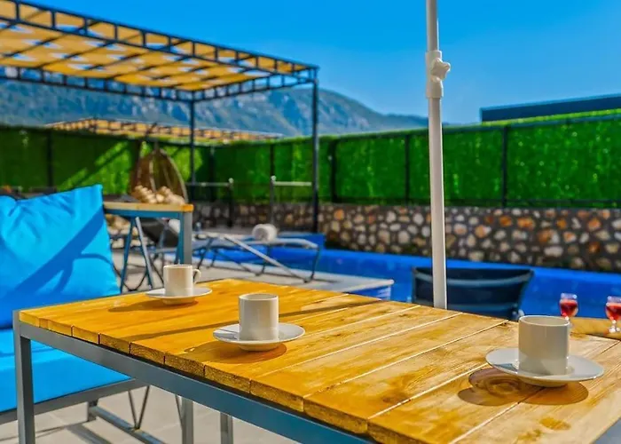 Ortac 2 Doga Icerisinde, Korunakli Villa