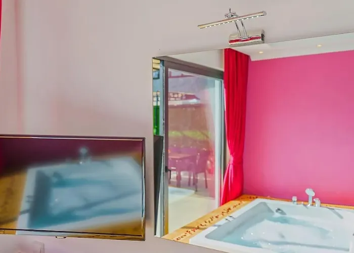 Ortac 2 Doga Icerisinde, Korunakli