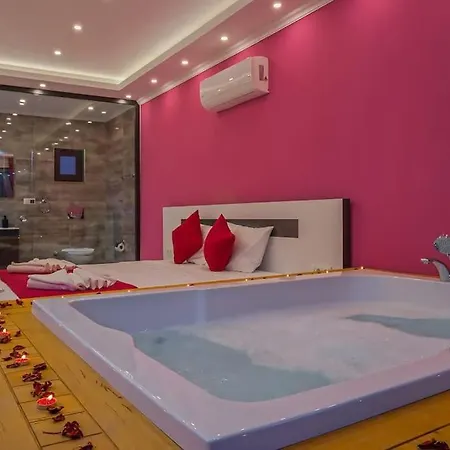 Ortac 2 Doga Icerisinde, Korunakli 빌라 카스